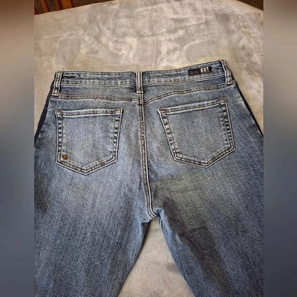 Kut from the Kloth Blue Ankle Cropped Jeans with Skinny Fit - Picture 6 of 10